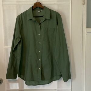 GAP Sage Green Collared Buttondown Shirt
